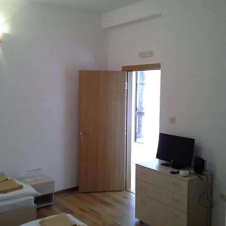 Auberge de jeunesse The White House Karlovo