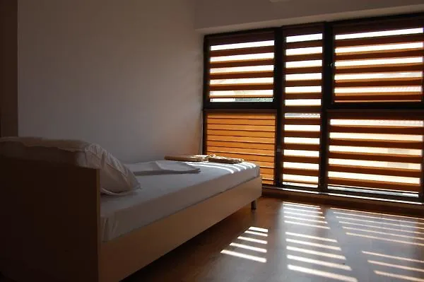 Hostel The White House